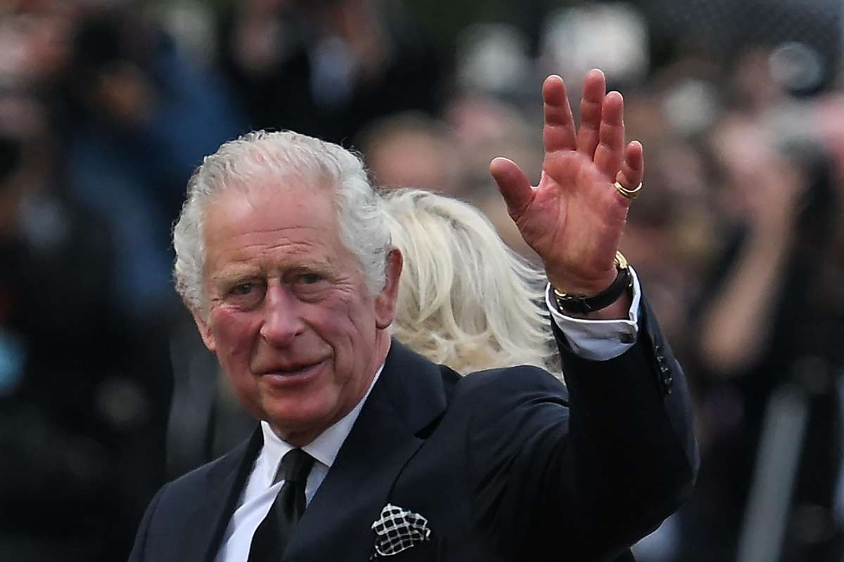 Scomoda verità tra Re Carlo, Harry e Meghan