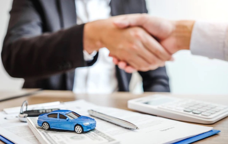 vantaggi e svantaggi di acquistare auto usate
