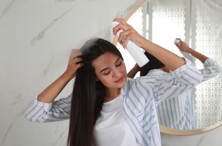 Uso pratico dello shampoo a secco: tutti gli effetti collaterali
