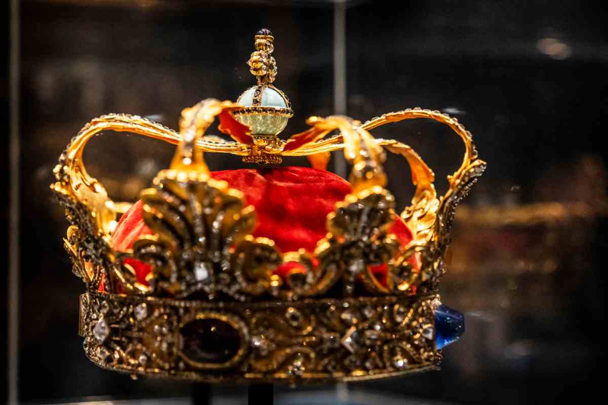Corona reale problemi royal family