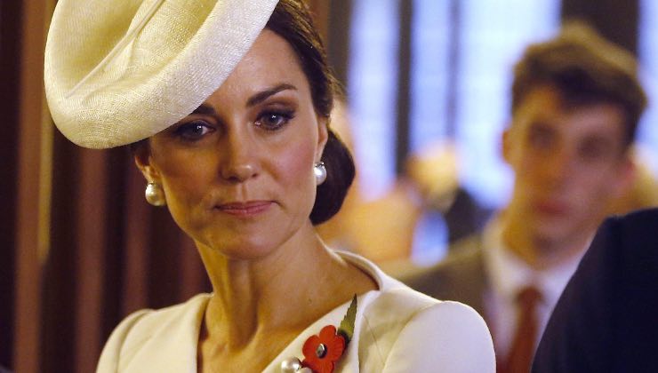 Royal Family, Kate Middleton si deve operare di nuovo? Drammatica indiscrezione 