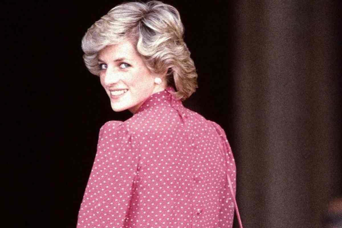 Lady Diana oggetti venduti all'asta