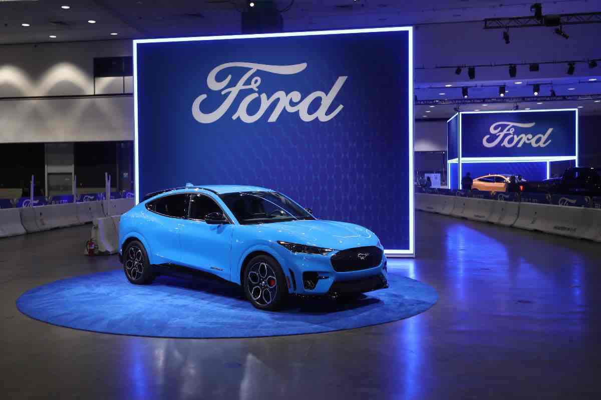 Ford Canalis passione segreta 