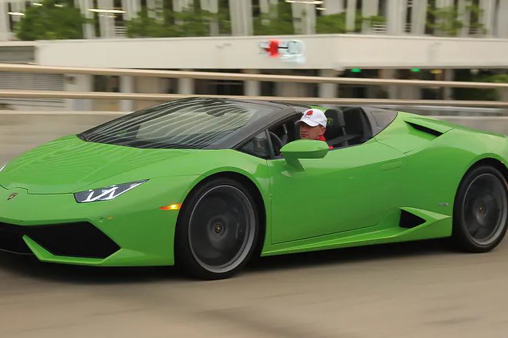 Lamborghini Huracan Spyder auto di Jacobs