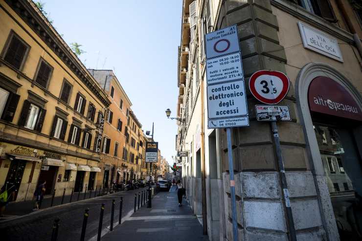 ZTL a Roma contro le auto storiche